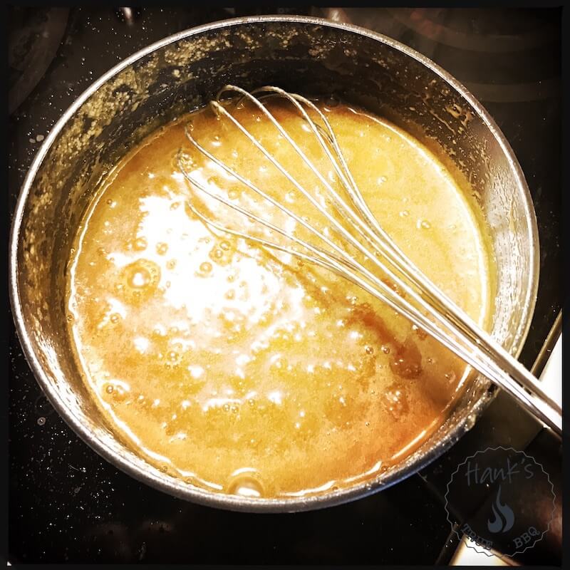 Caramel sauce cooking